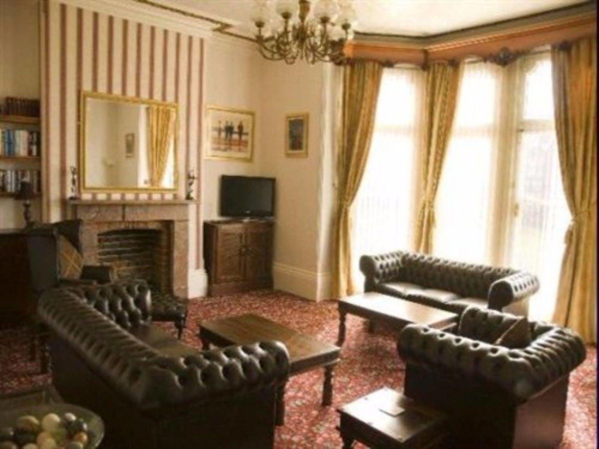 3 Norfolk Square Hotel Горад Грэйт Ярмут Екстериор снимка